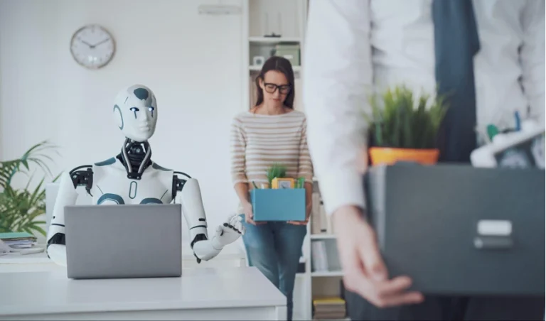 AI đang chiếm công việc cấp thấp: Xu hướng đáng lo ngại hay cơ hội mới?
